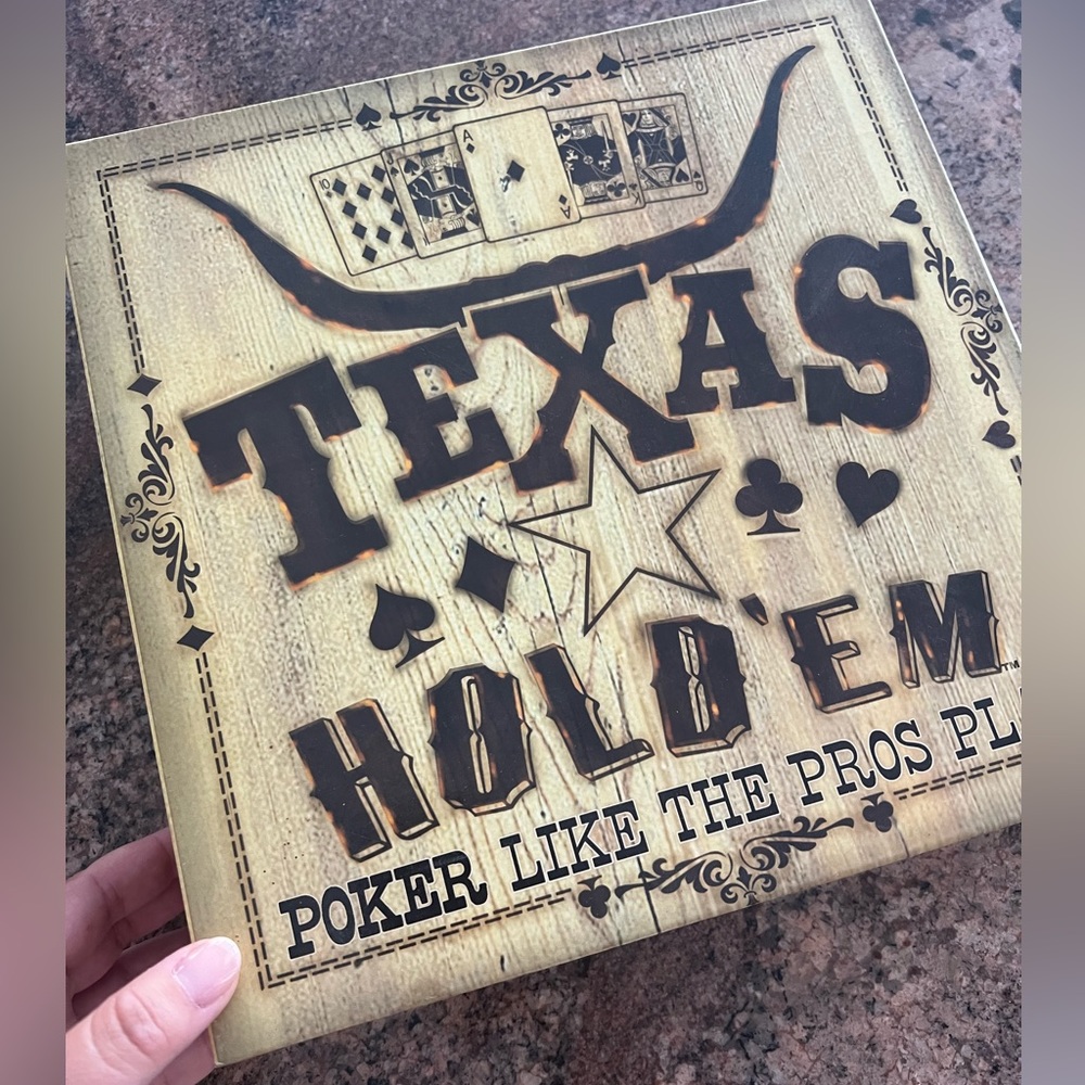 NWT Texas HoldEm game